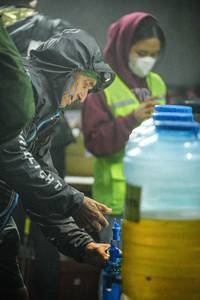 BIB: 
                            <button type="button" onclick="openModal(22310355)" class="btn btn-primary btn-sm float-right btn-popup" data-toggle="modal" data-target=".modal-high-quality">
                        <i class="fas fa-shopping-cart"></i> Add to Cart
                    </button>
                                            <button type="button" onclick="isThisMe(22310355, true)" class="btn btn-success btn-sm float-right btn-popup btn-isme hidden" data-toggle="tooltip" data-placement="bottom" title="นี่คือรูปของคุณใช่ไหม คลิกที่นี่เพื่อเอาเข้าอัลบั้ม">
                        <i class="fas fa-plus"></i> Add to album
                    </button>
                    <button type="button" onclick="isThisMe(22310355, false)" class="btn btn-warning btn-sm float-right btn-popup btn-isnotme hidden">
                        <i class="fas fa-ban"></i> Remove from album
                    </button>